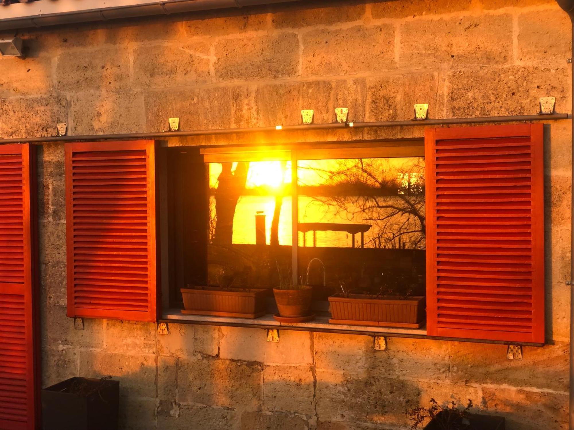 Les Rives De Port Neuf Villa Saint-André-de-Cubzac Екстериор снимка